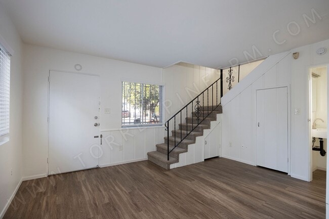 Photo - OPEN HOUSE: 12/6 12:30-1:30PM ~ Pacific Beach 2BR Townhome w/ Parking!