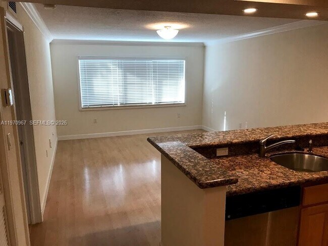 Photo - 151 NE 16th Ave Unit 166