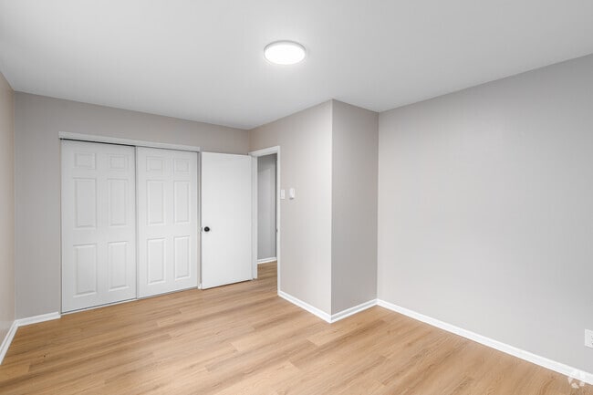1BR, 1BA - 625SF - Bedroom