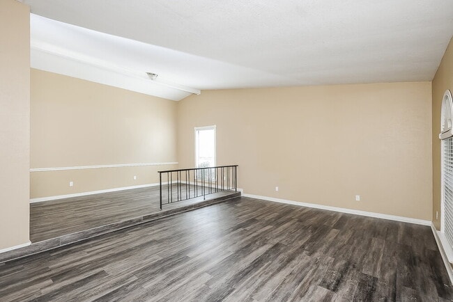 Photo - 7609 Xavier Dr