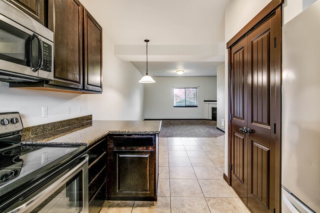 Building Photo - 4033 S Junett St Rental