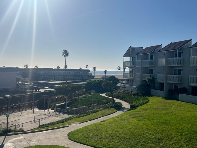 Building Photo - 263 S Ventura Rd Unit 263