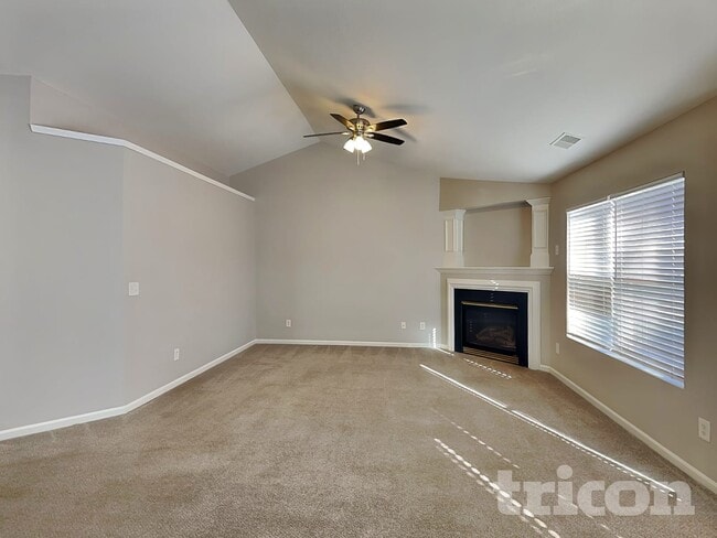 Photo - 142 Jacobs Woods Cir