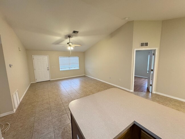 Photo - Lovely, Spacious 2 Bedroom, 2 Bathroom Home in Sebring!!