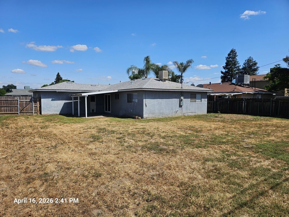Photo - 843 S Latimer St