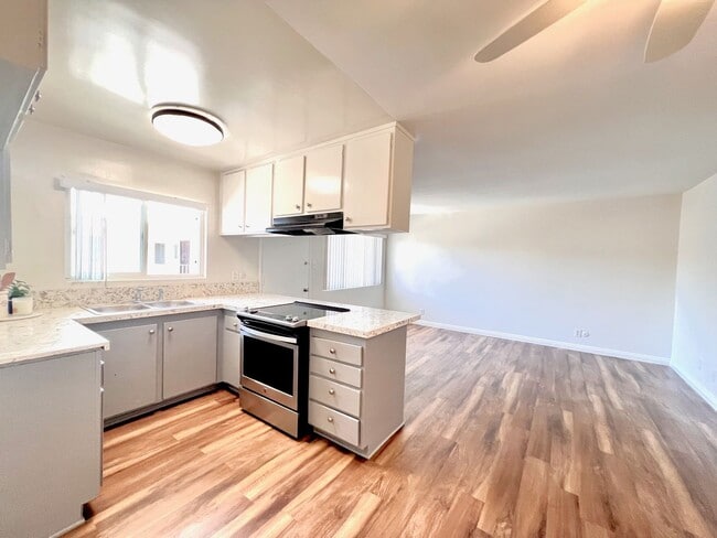 Photo - 25846 Oak Street, Lomita