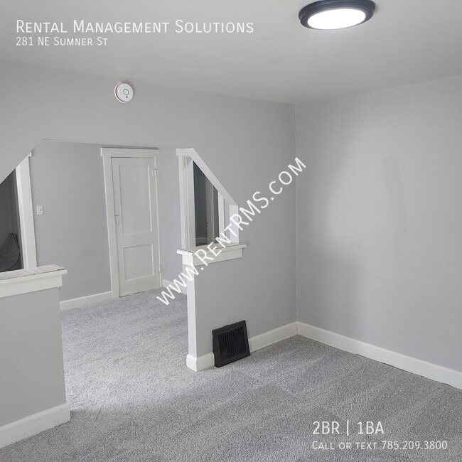 Photo - 281 NE Sumner St