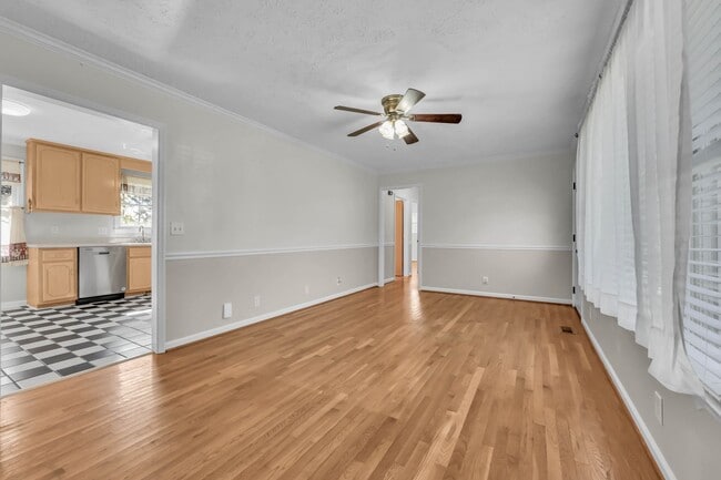 504 Wren Rd