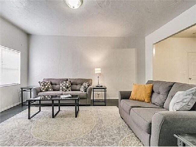 Photo - Cute Modern Concept 2 Bedroom!