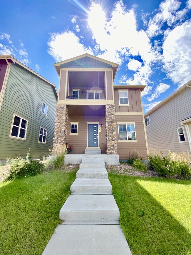 Building Photo - 2467 Dorset Dr Unit B