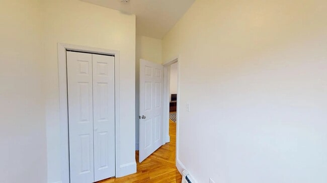 21 Rossmore St Unit 2