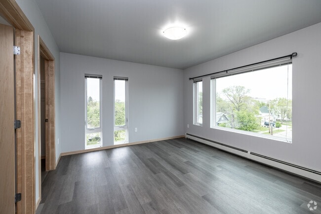 3BR, 2BA - 1,560SF - Primary Bedroom