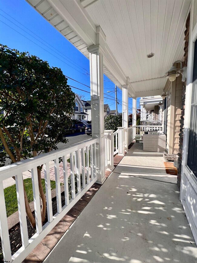 Photo - 107 N Douglas Ave