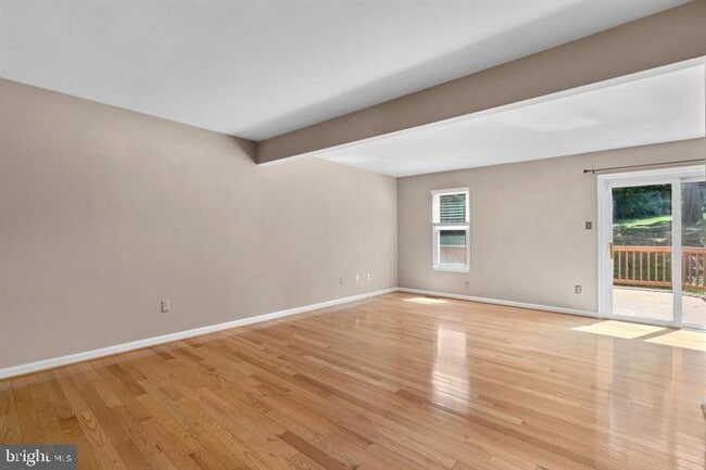 Photo - 1163 Kelfield Dr