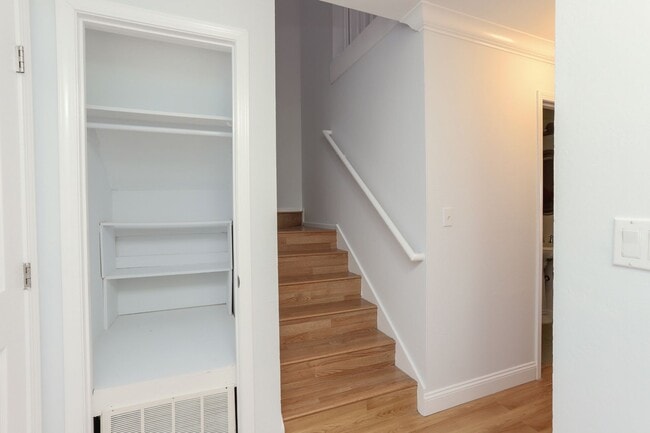 Photo - 3 Bed / 2.5 Bath home near Mariners Island...