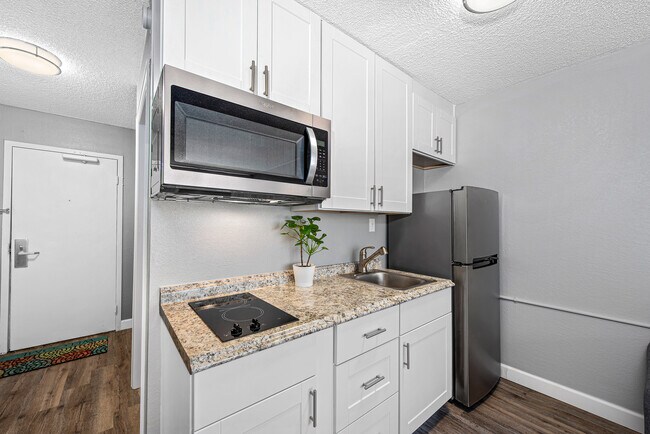 Incline Apartments