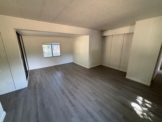 Photo - 900 Callahan Rd Unit 7