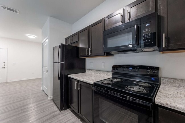 Photo - 2900 La Junta St Unidad 1222