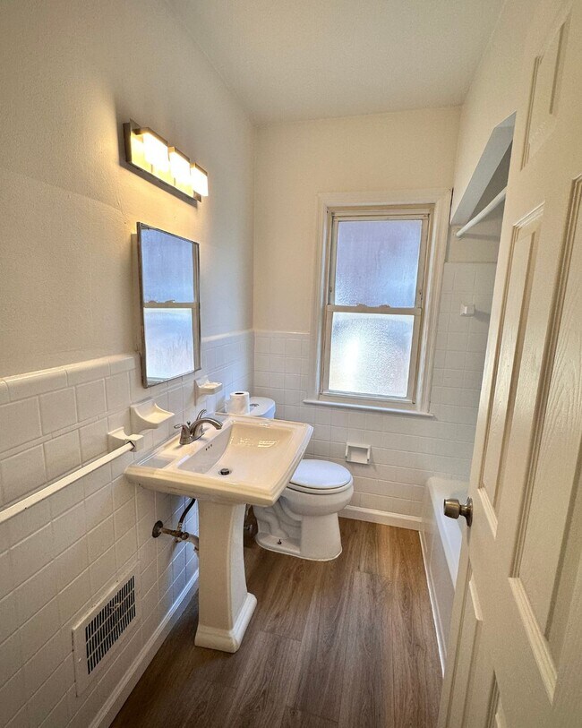 Photo - 11101 Kennebec St