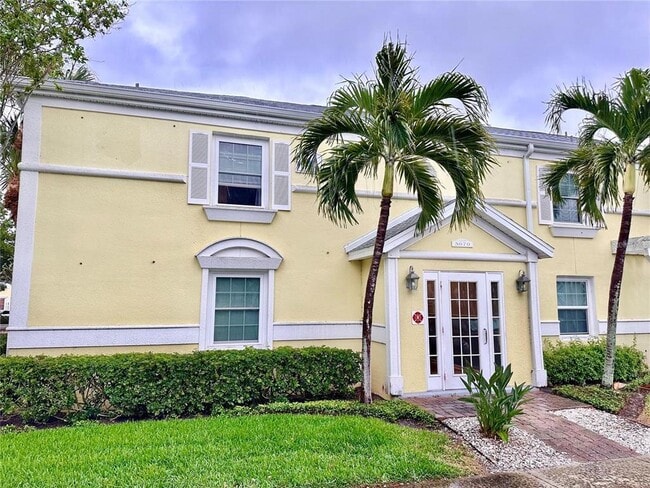 Building Photo - 5070 Beach Dr SE Unit A