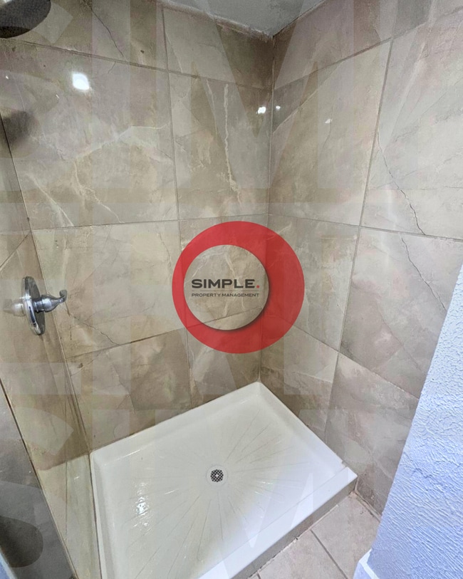 Photo - 753 Bingaman St