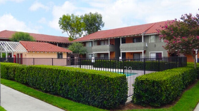 Photo - Cambria Villa Apartments