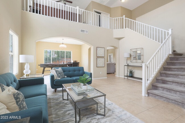 15941 W Mauna Loa Ln
