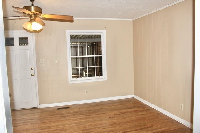 Photo - 2616 Whispering Pines Rd