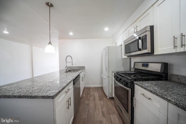 Photo - 3167 Ryerson Cir