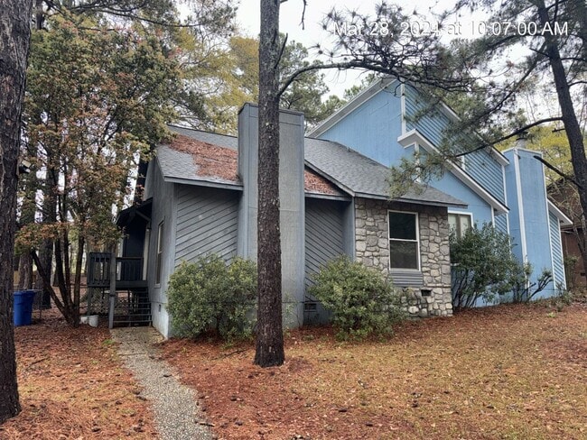 Building Photo - 6468 Kelmscot Ct
