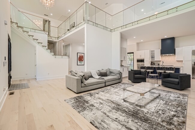 Photo - 5285 Mt Vernon Pkwy NW