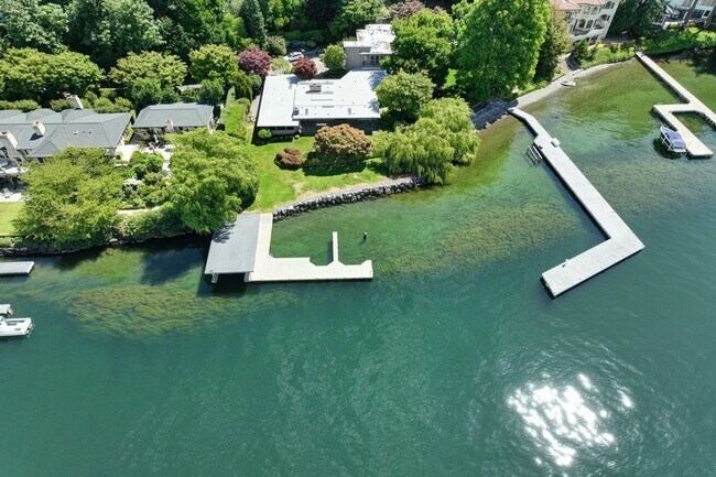 Photo - 4Bd/4.5Ba Medina Home