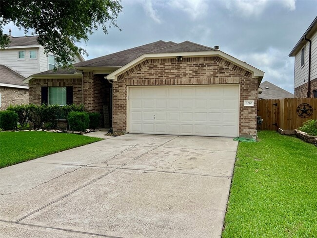 Photo - 3210 Blue Bonnet Dr