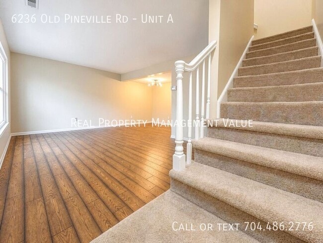 Photo - 6236 Old Pineville Rd