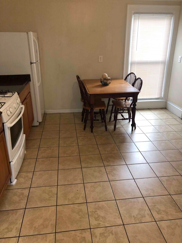 35 River St