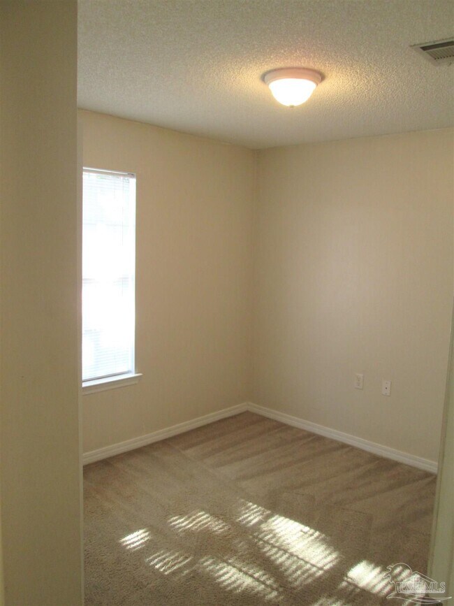 Photo - 4064 Glenway Dr