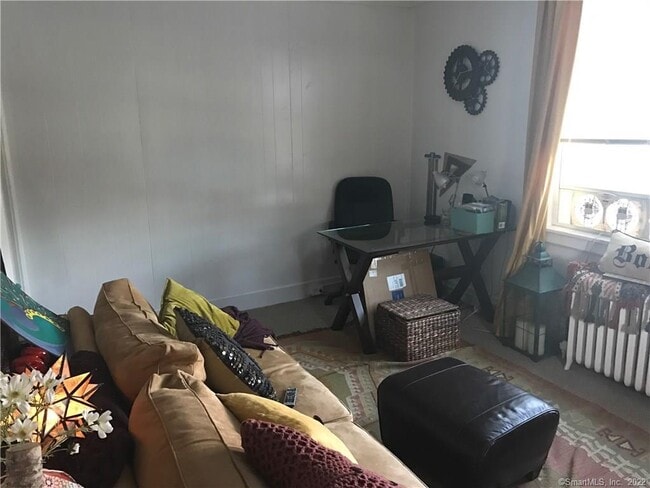 Photo - 135 Connecticut Ave Unidad E