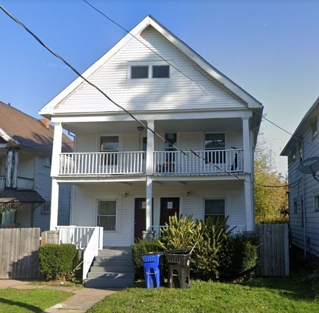 Building Photo - 8410 Denison Ave Unit 2