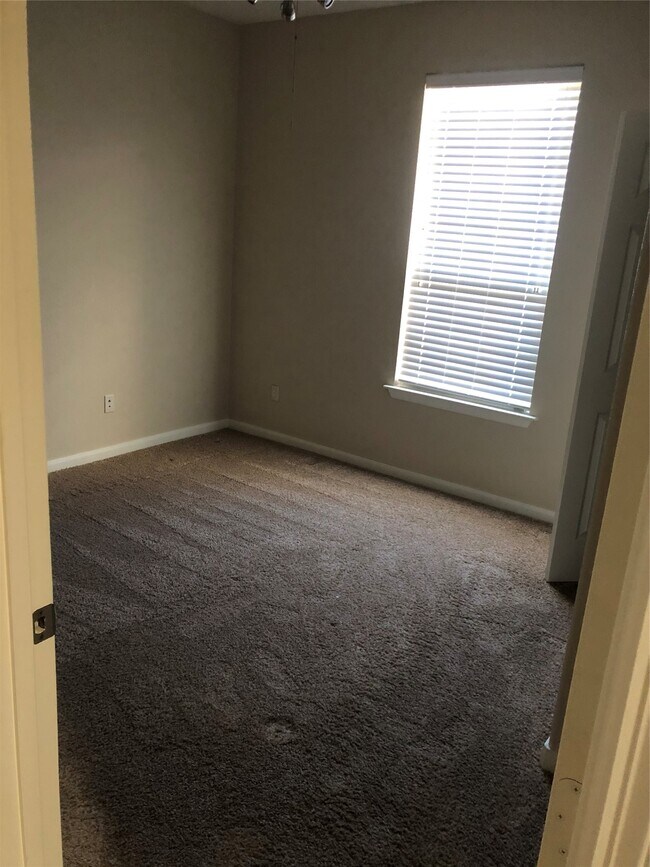 Photo - 17218 Mitchell Pass Ln