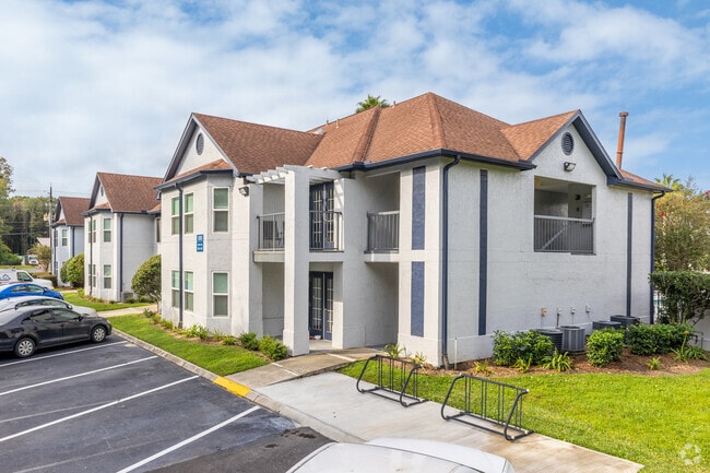 Primary - Lenox Cove | NEWLY-DESIGNED APARTMENTS