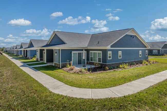 Photo - 1811 W Wysteria Ln