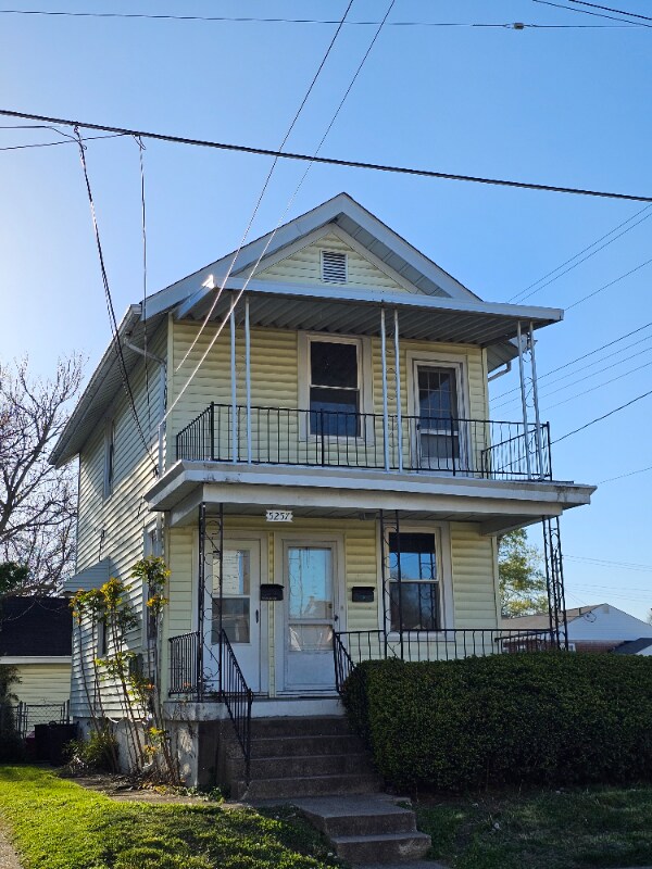 Photo - 5257 Rolston Ave Unidad 2