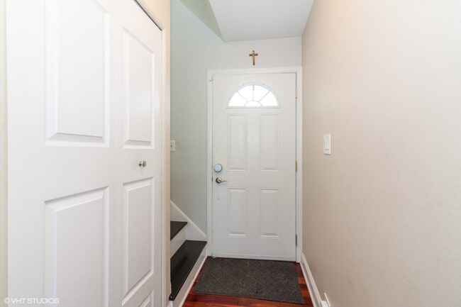 Photo - 17W764 Lowell Ln