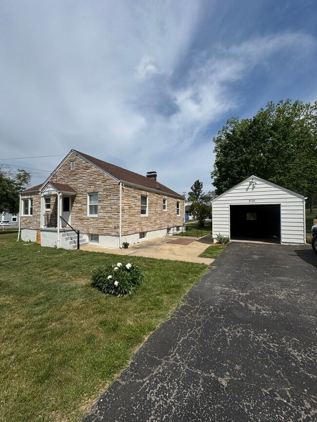 Photo - Unique and pristine home for rent in Cave Spring! 2BR 1.5 Bath