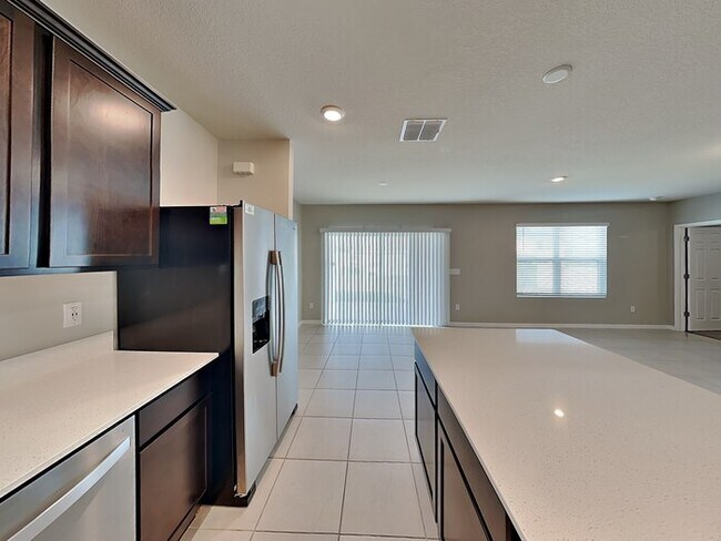 Photo - 1151 Sugarwood St