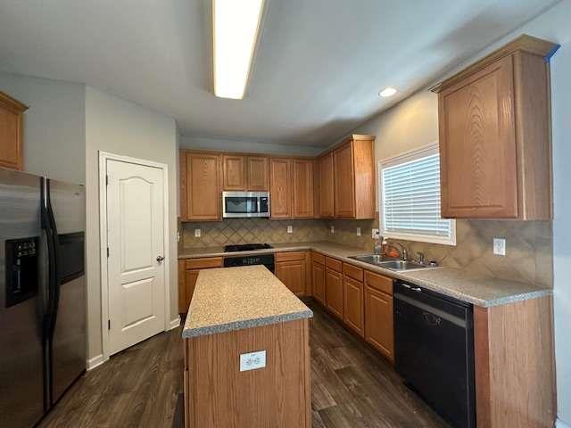 3999 Elm Trace Dr