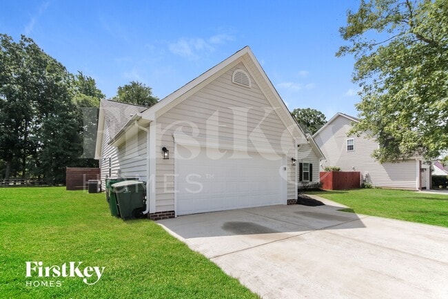 Photo - 2816 Emerald Meadow Ln
