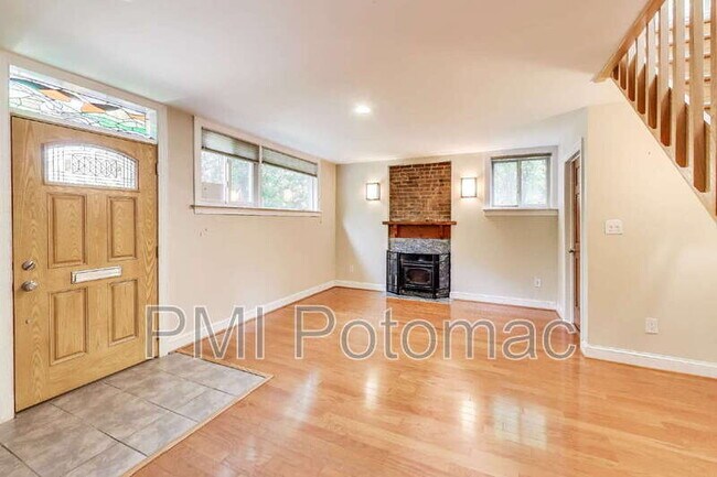 4118 Wexford Ct