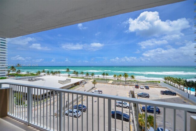 Building Photo - 1980 S Ocean Dr Unit 5E