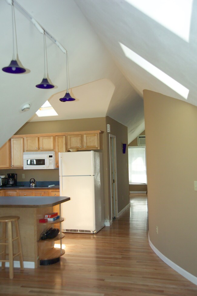 Photo - 704 Lancaster Ave Unidad 704 Master